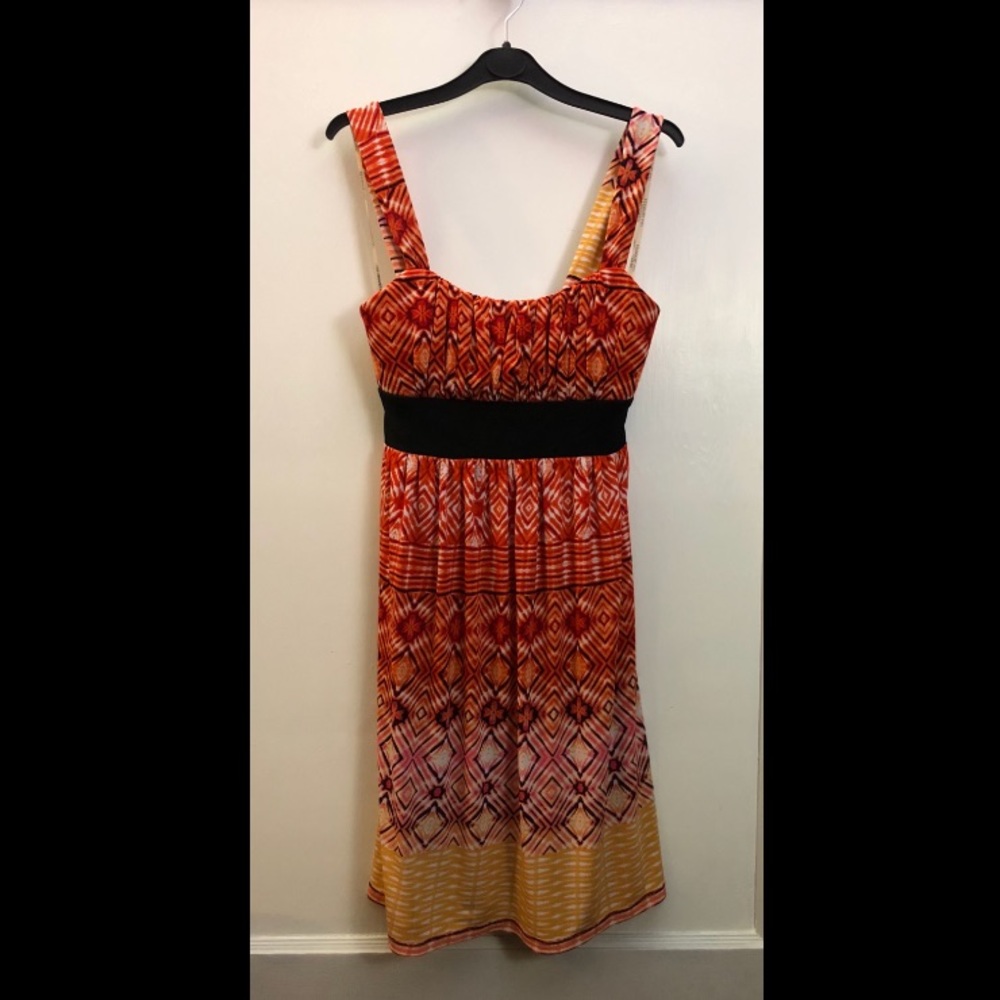 CITY TRIANGLES Pattern Dress - Picture 3 of 3